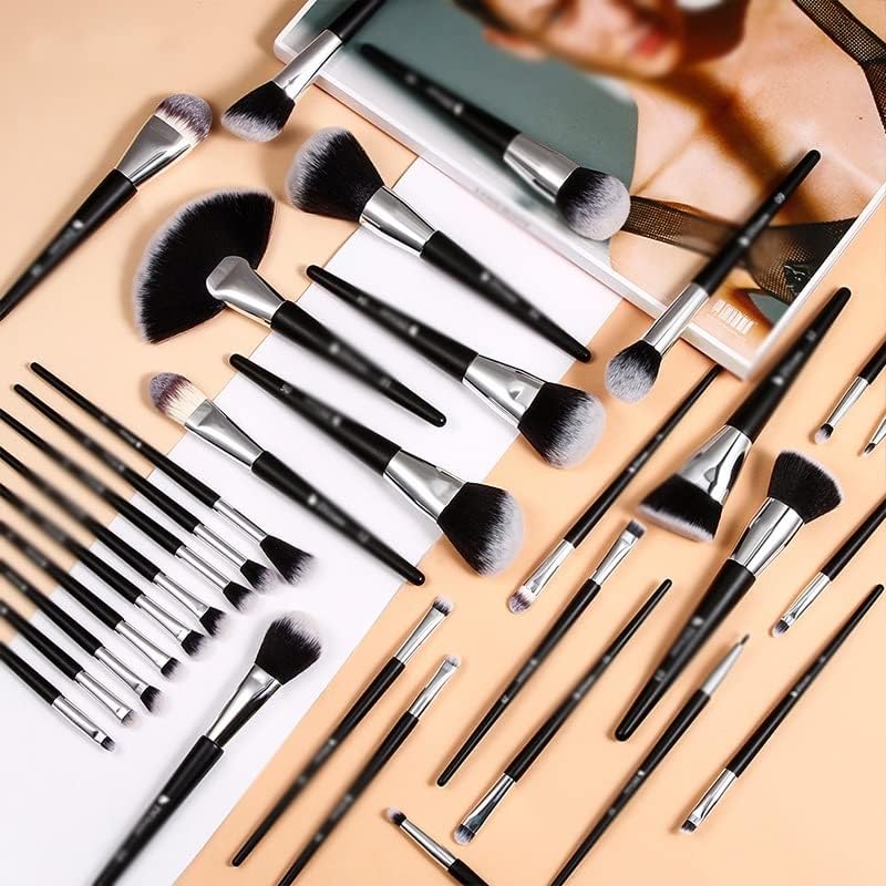 Walnut Professional Makeup Brush Set 32pcs Makeup Brushes Handles Synthetic Foundation Shadows Shadows Blending